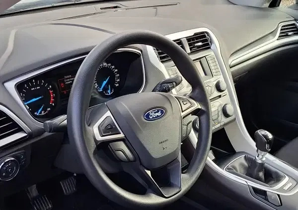 Ford Mondeo cena 65000 przebieg: 71500, rok produkcji 2018 z Szprotawa małe 121